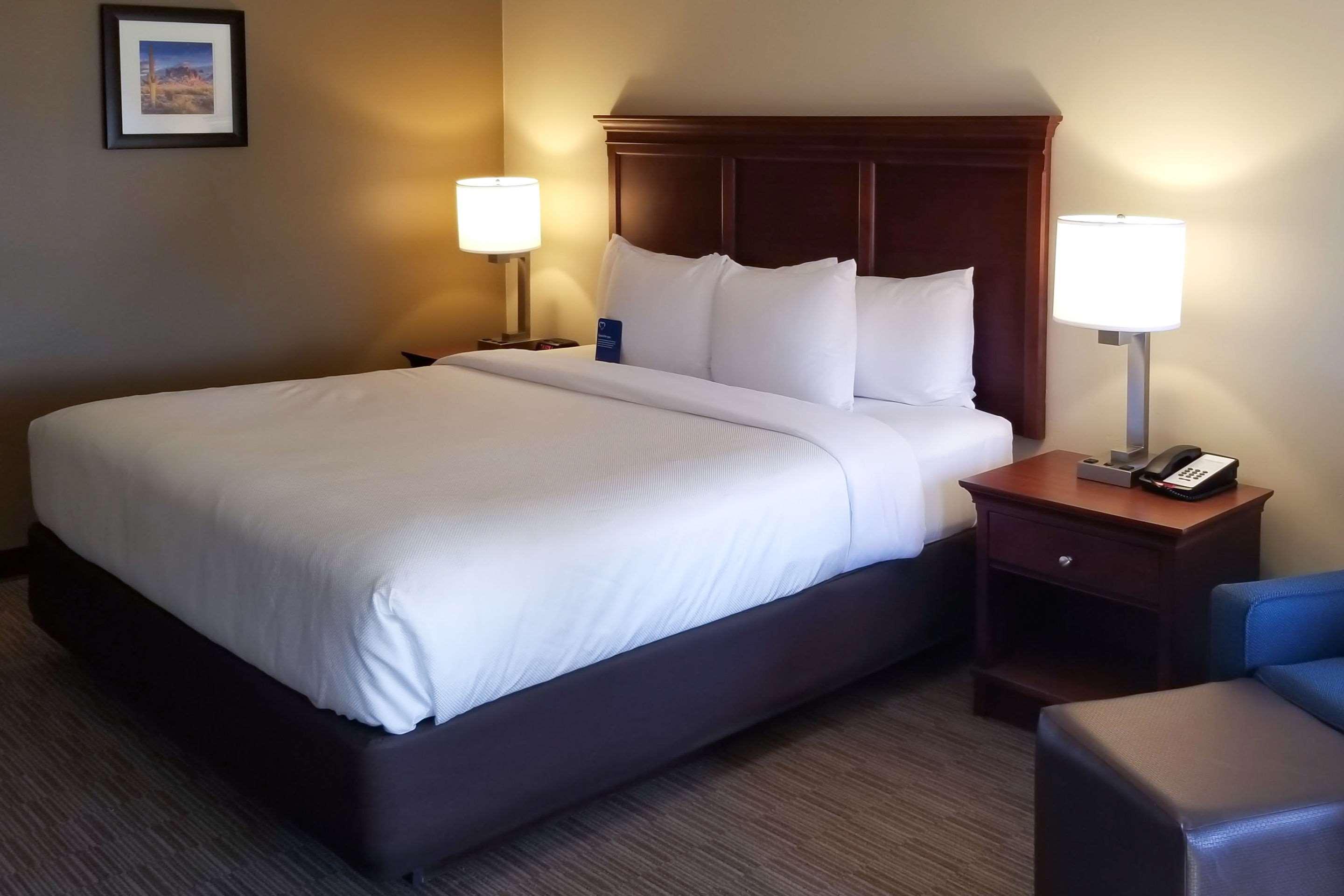 Comfort Inn & Suites Tempe Phoenix Sky Harbor Airport Extérieur photo