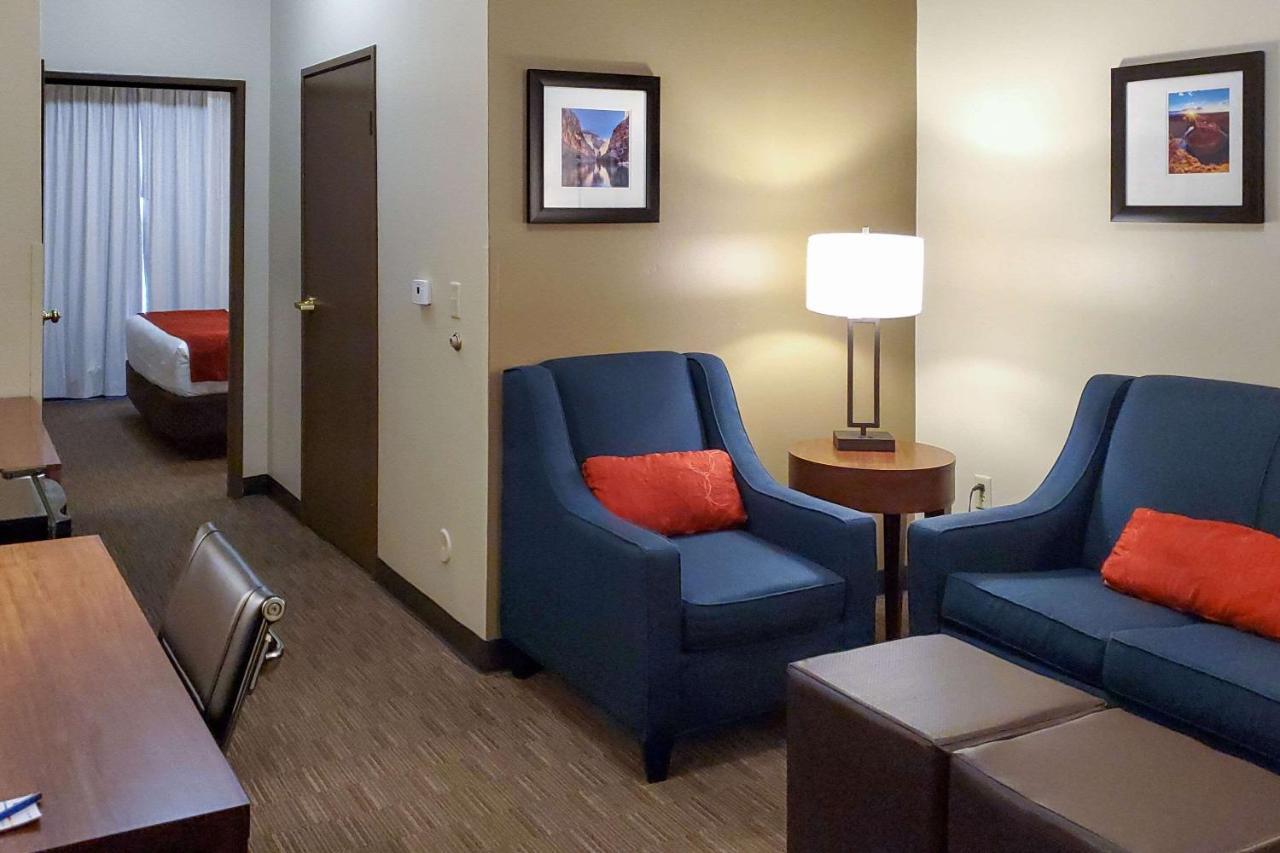 Comfort Inn & Suites Tempe Phoenix Sky Harbor Airport Extérieur photo