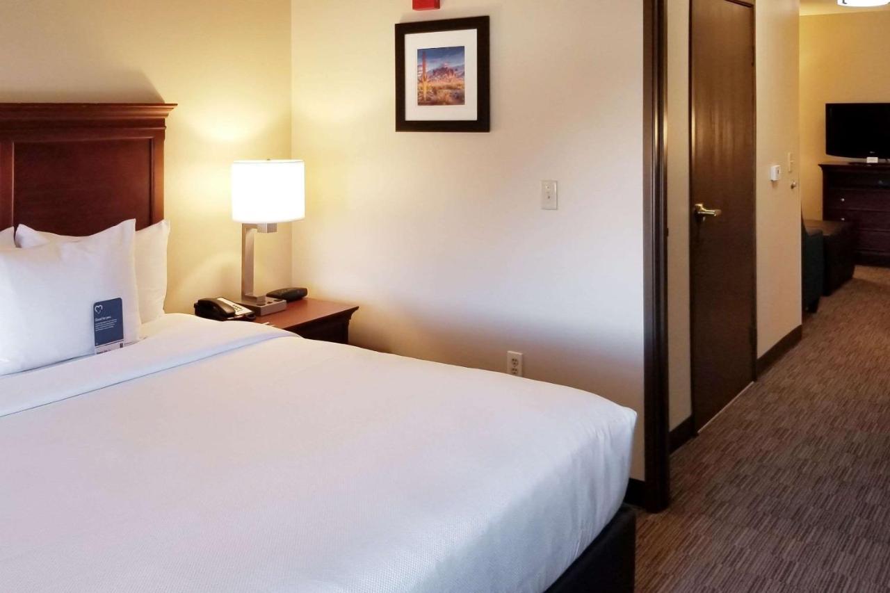 Comfort Inn & Suites Tempe Phoenix Sky Harbor Airport Extérieur photo