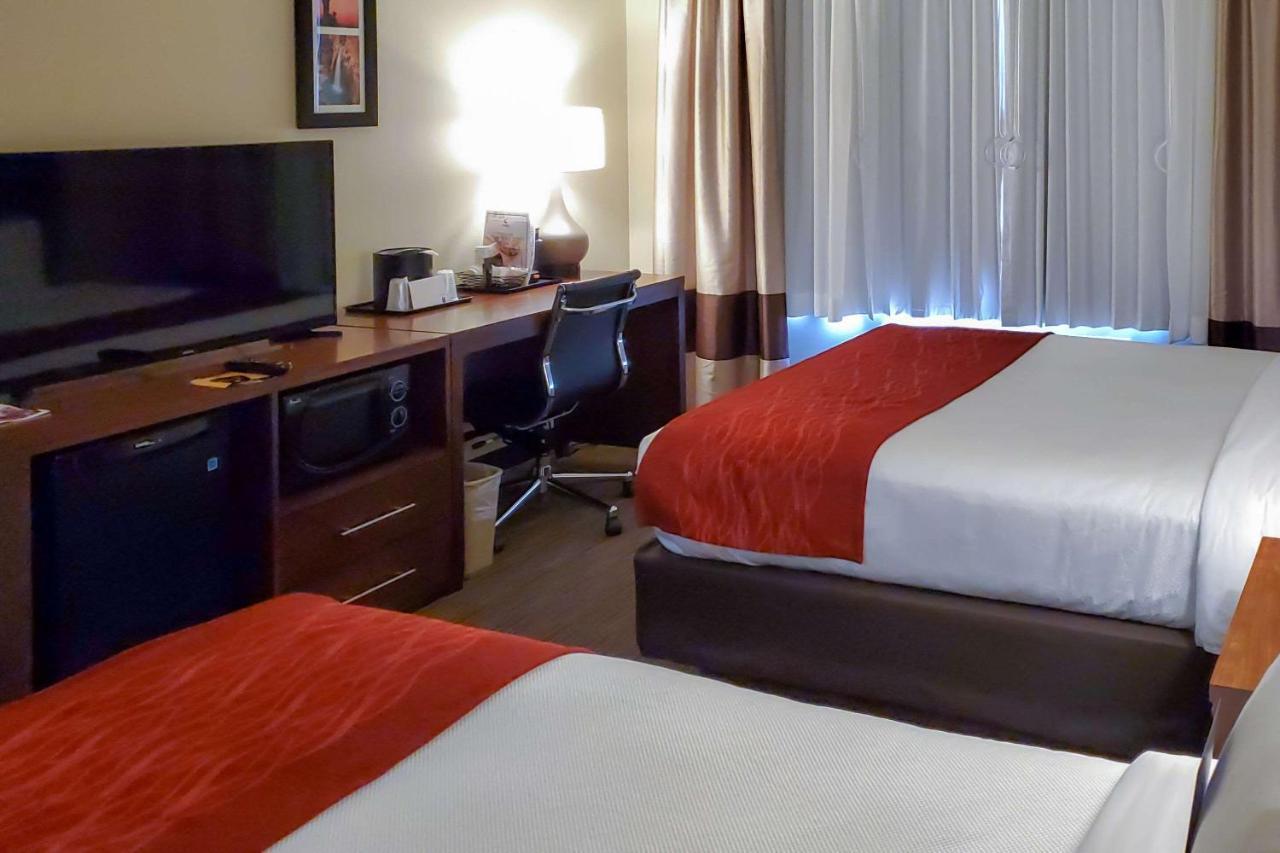 Comfort Inn & Suites Tempe Phoenix Sky Harbor Airport Extérieur photo